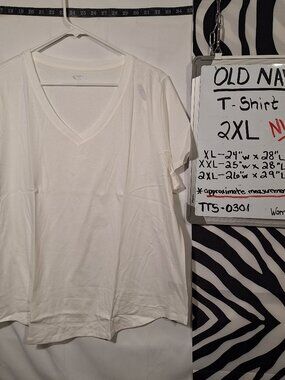 NWT Old Navy Shirt, White, 2XL